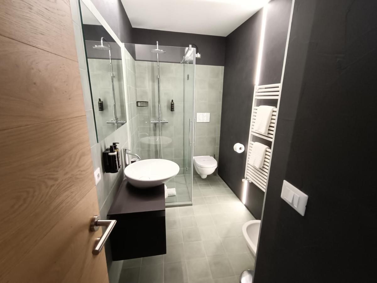 Le Meridiane City Rooms In טרנטו מראה חיצוני תמונה