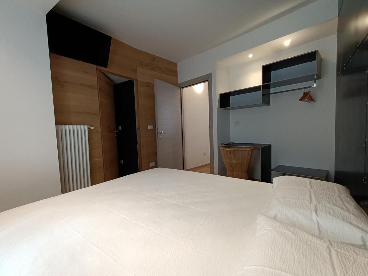 Le Meridiane City Rooms In טרנטו מראה חיצוני תמונה